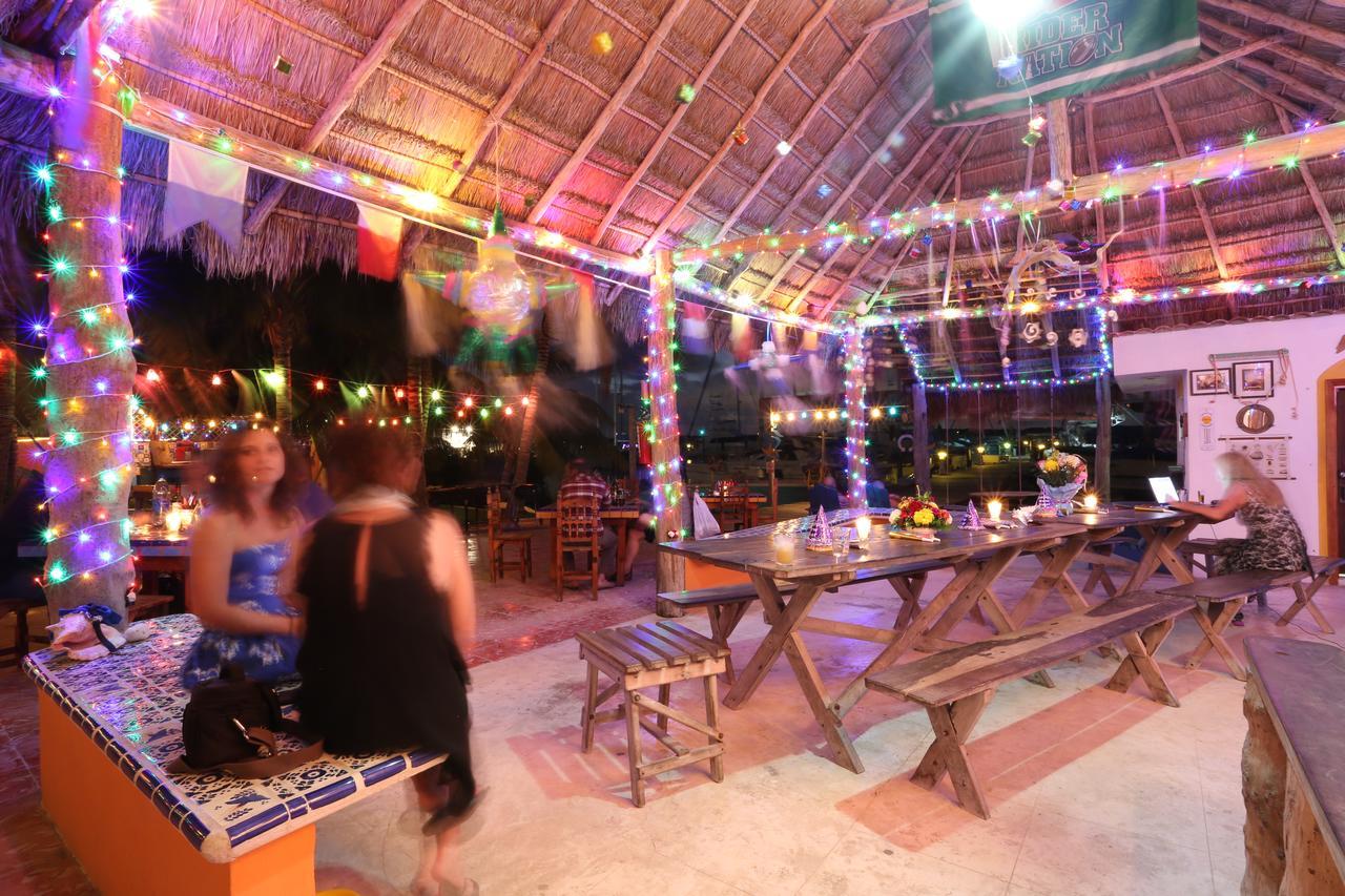El Milagro Beach Hotel And Marina Isla Mujeres Eksteriør bilde